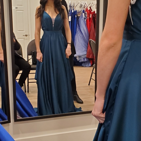 ALYCE Paris Long Prom Dress - Picture 5 of 8
